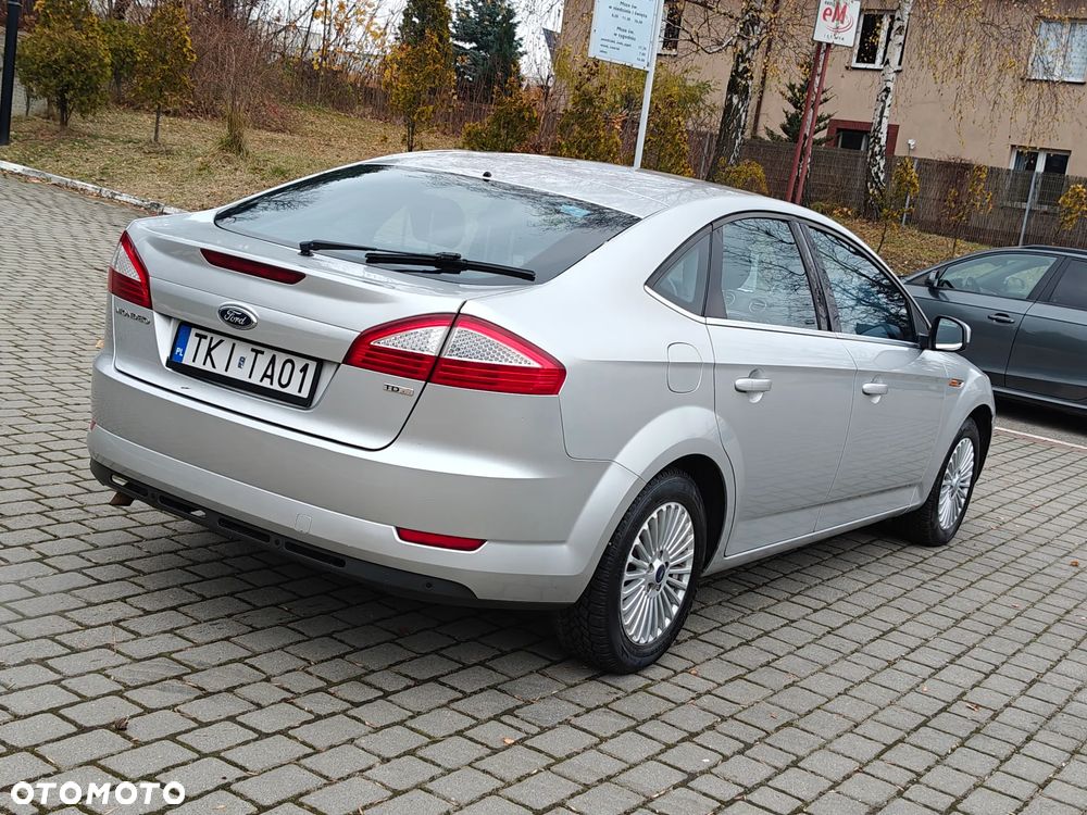Ford Mondeo 1.8 TDCi Ghia - 10