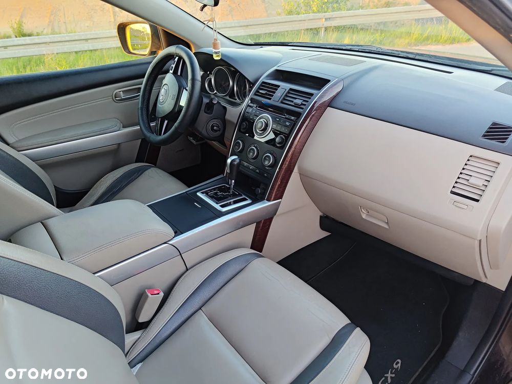 Mazda CX-9 - 19