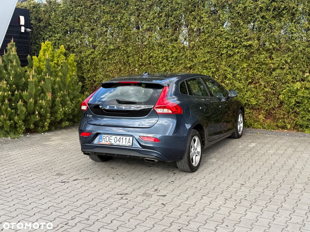 Volvo V40 - 2