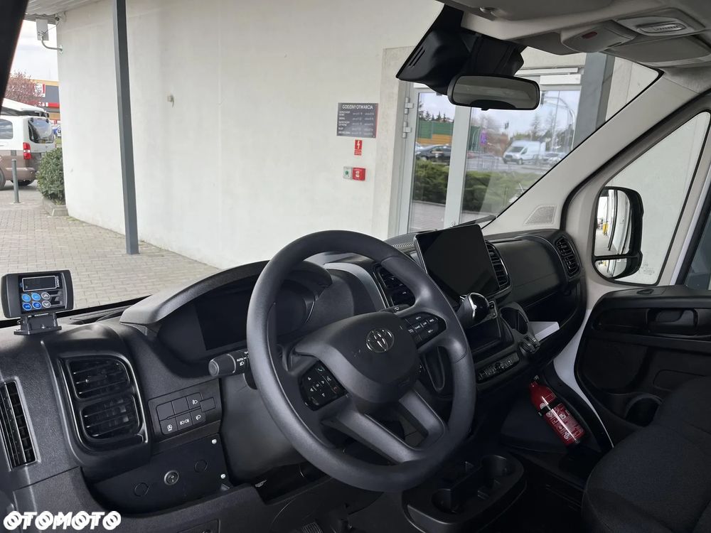 Toyota Proace - 16