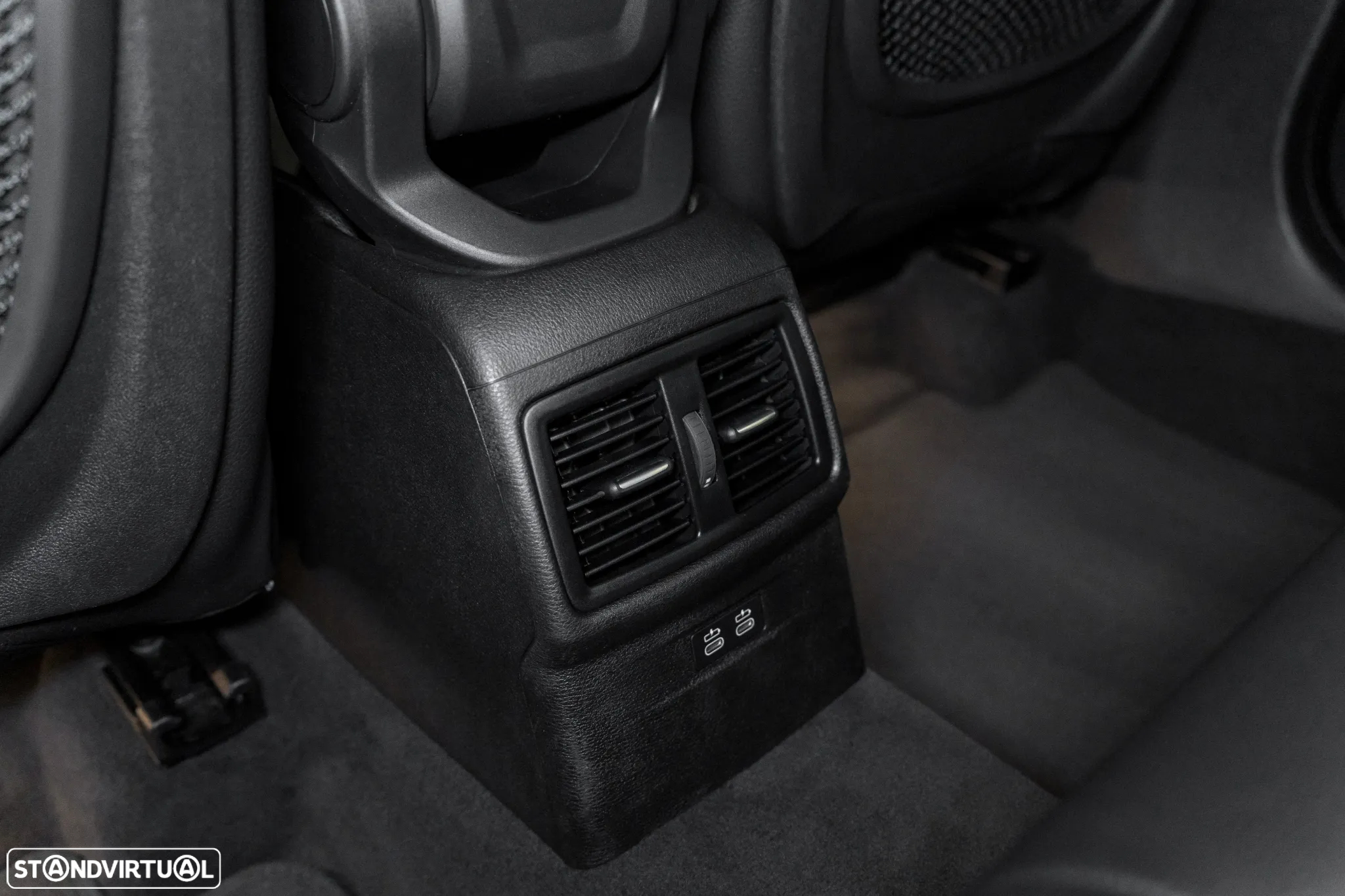 BMW X2 18 i sDrive Auto Pack M - 32