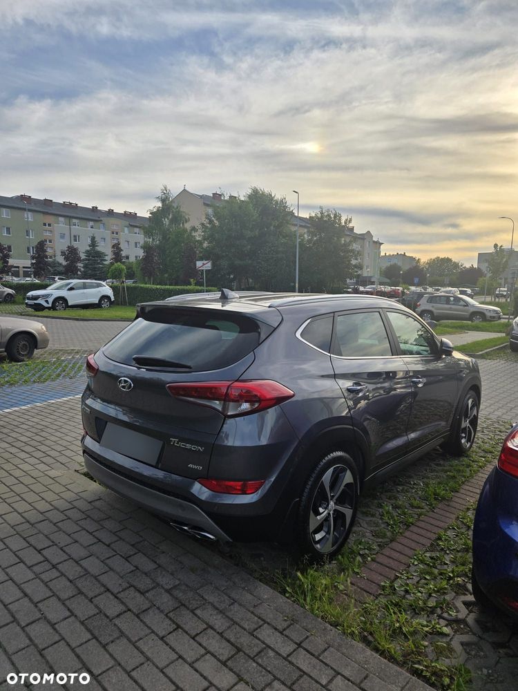 Hyundai Tucson 2.0 CRDI Style 4WD - 14