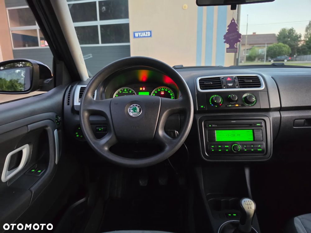 Skoda Fabia 1.4 16V Sport - 9