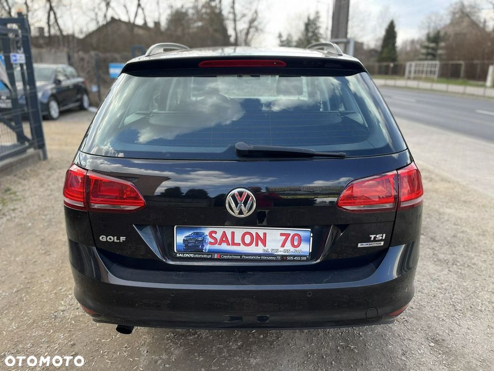 Volkswagen Golf - 6
