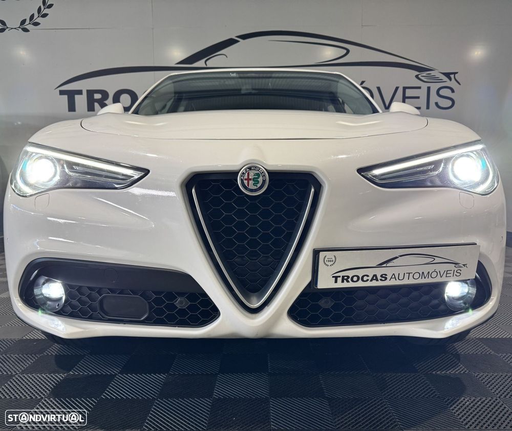 Alfa Romeo Stelvio 2.2 D Super AT8 - 8