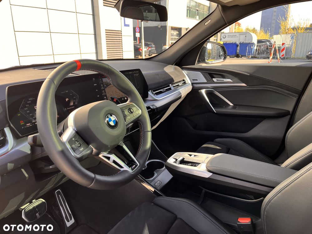BMW X2 - 24