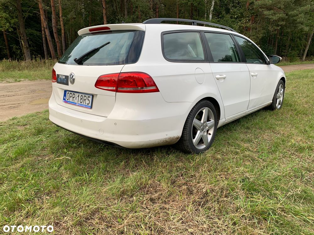 Volkswagen Passat 1.6 TDI DPF BlueMot Comfortline - 7
