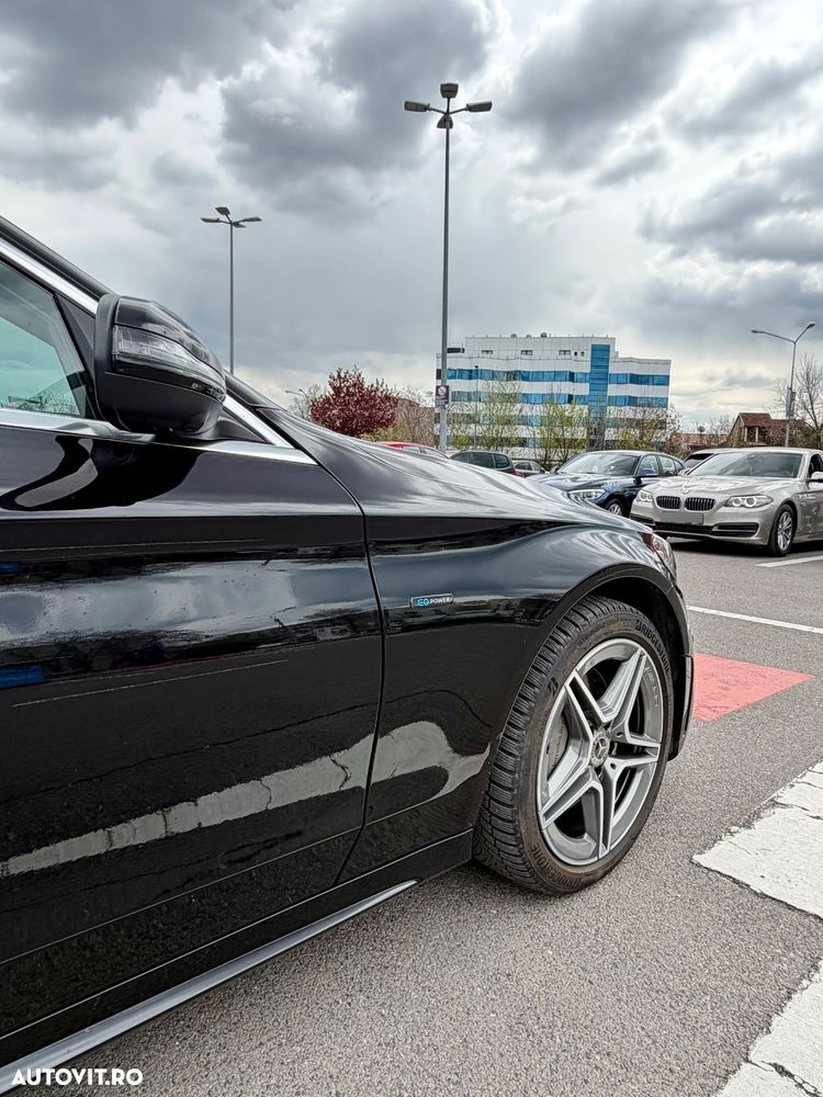 Mercedes-Benz C 300 e 9G-TRONIC AMG Line - 31