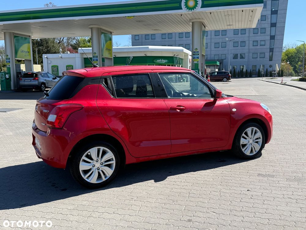 Suzuki Swift - 4
