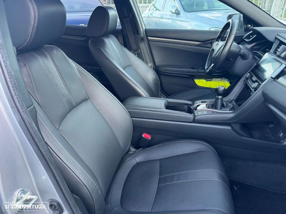 Honda Civic 1.0 i-VTEC Executive Premium - 22