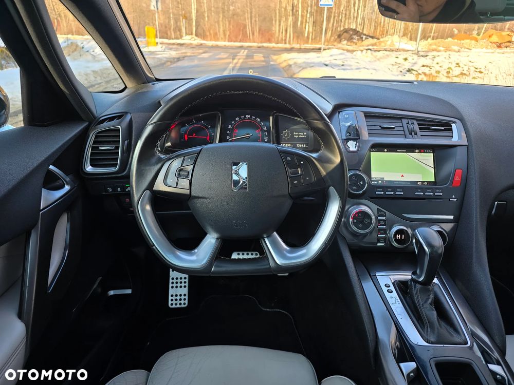 DS Automobiles DS 5 - 5