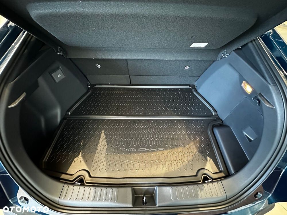 Toyota C-HR 2.0 PHEV Dynamic Force Style - 7