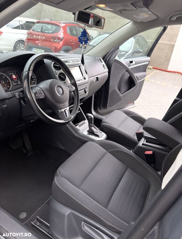 Volkswagen Tiguan 2.0 TDI DPF 4Motion BlueMotion Technology DSG Sport & Style - 3