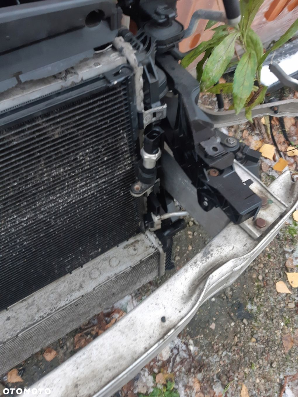 AUDI A6 C7 3.0 TFSI PAS PRZEDNI WENTYLATORY WZMOCNIENIE - 4