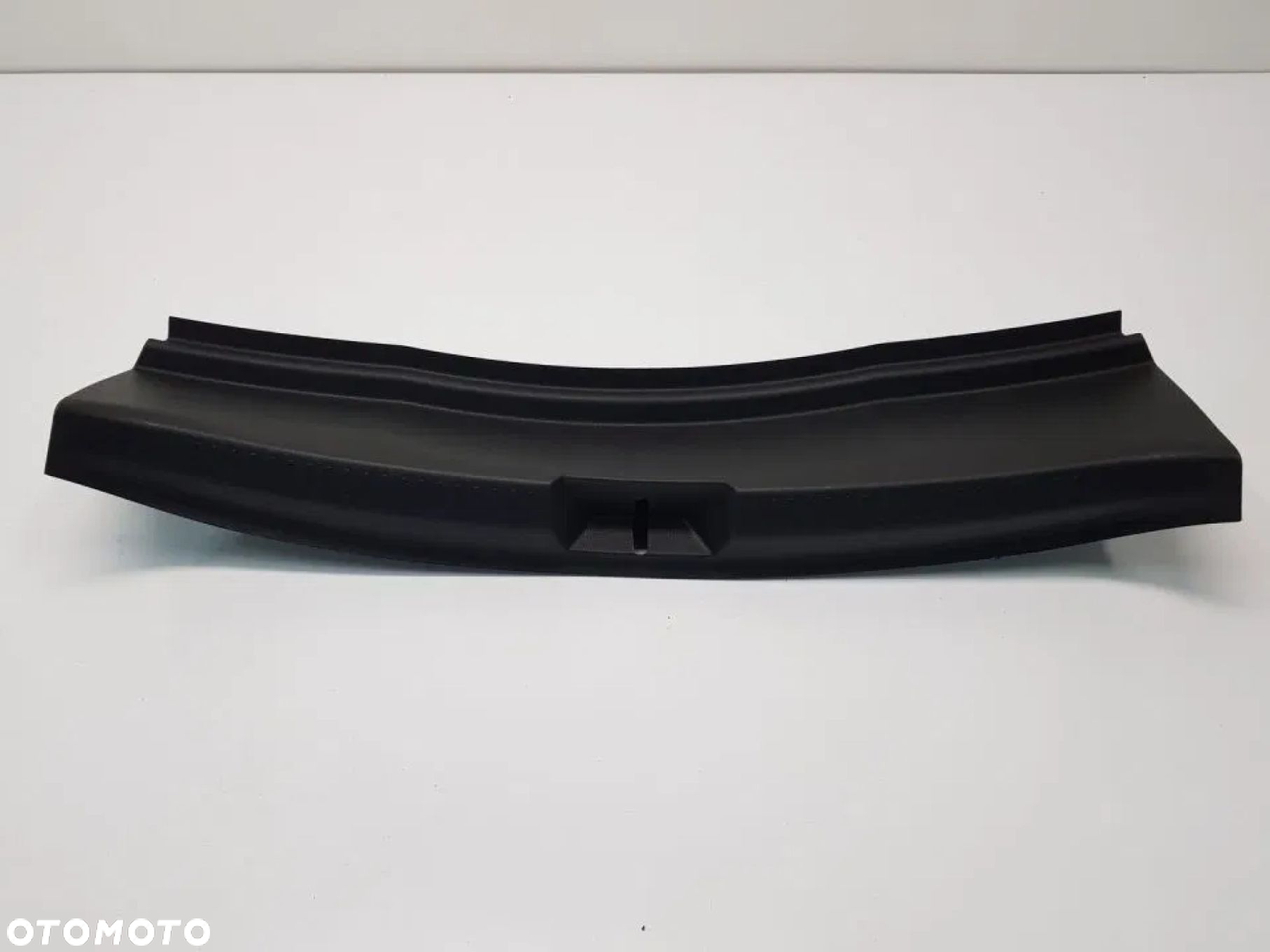 OSŁONA POSZYCIE PASA TYLNEGO MEGANE IV 20r SEDAN - 3