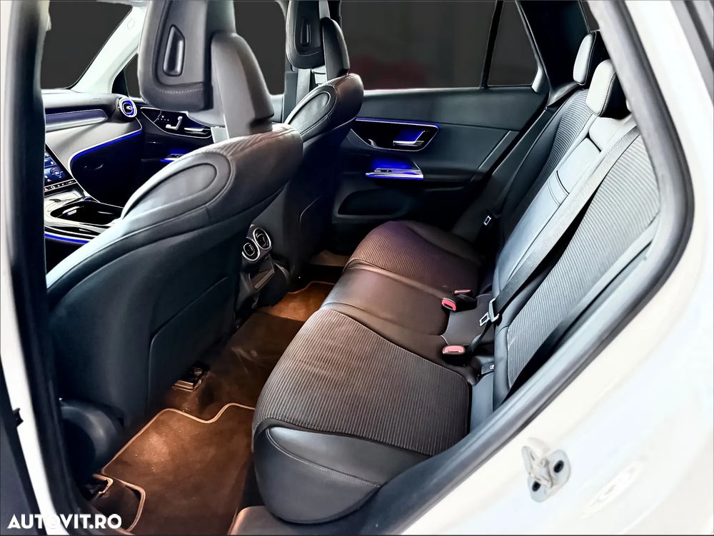 Mercedes-Benz GLC 220 d 4MATIC MHEV - 12