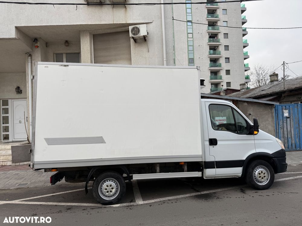 Iveco Daily 35c Frigorific Frig Carrier an 2014 Cub Izoterm 298.000km Istoric Service Facturi Kit Distribuție Ambreiaj Rezivie Frig AC Navi Discuri Placute Baterie Anvelope direcție suspensie Vopsea Ok TVA - 15