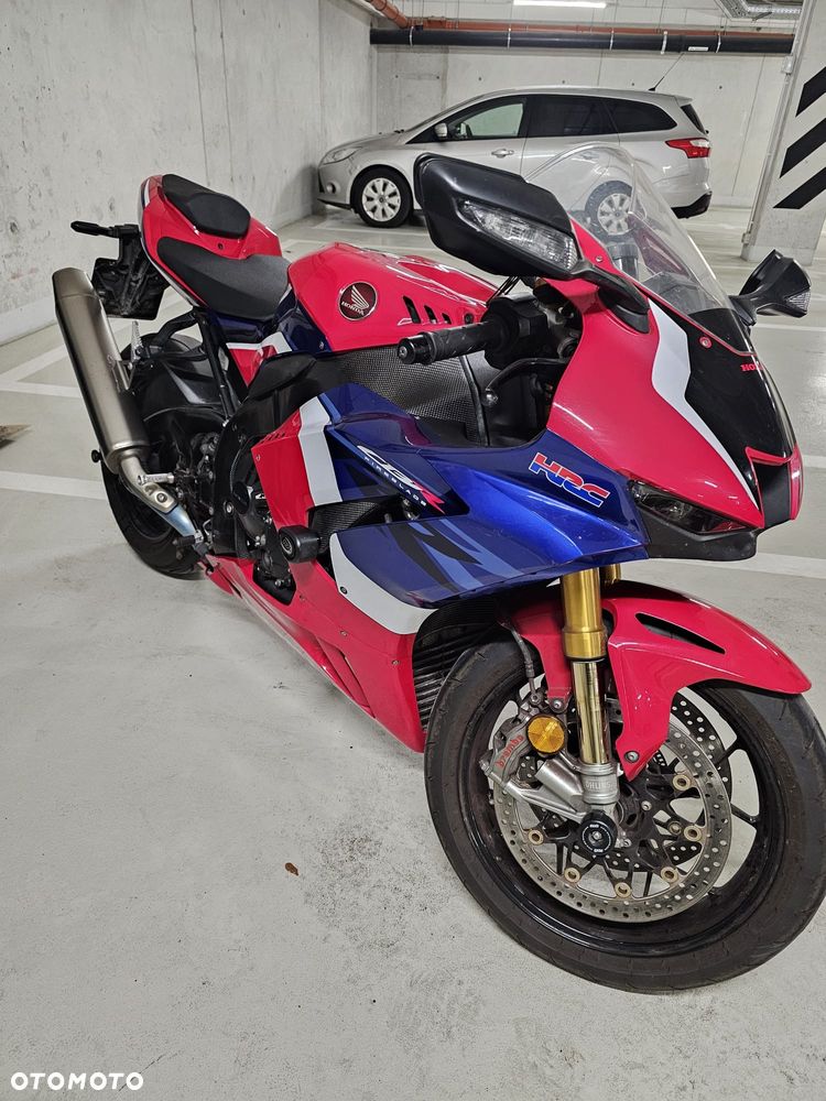 Honda CBR - 8