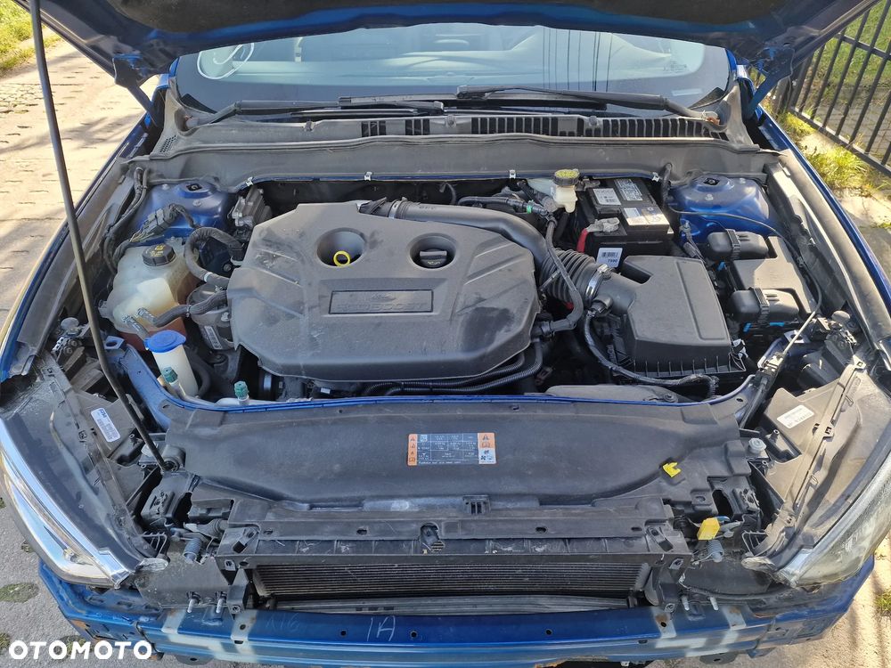 Ford Fusion 2.0 EcoBoost Titanium - 8