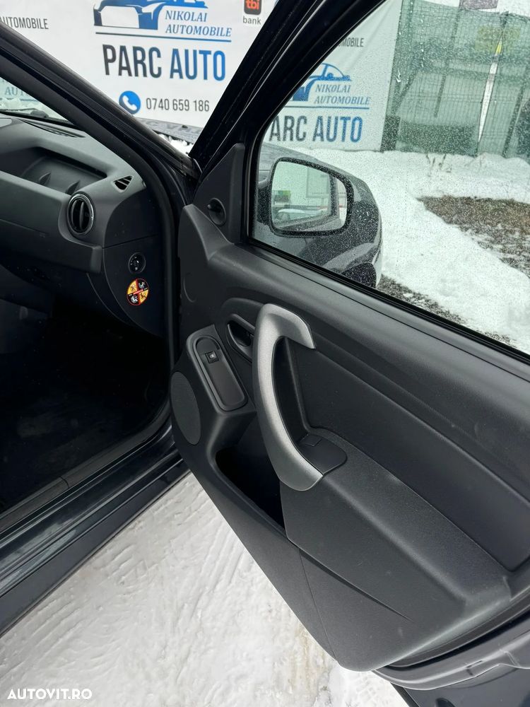 Dacia Duster dCi 90 FAP 4x2 Ambiance - 16