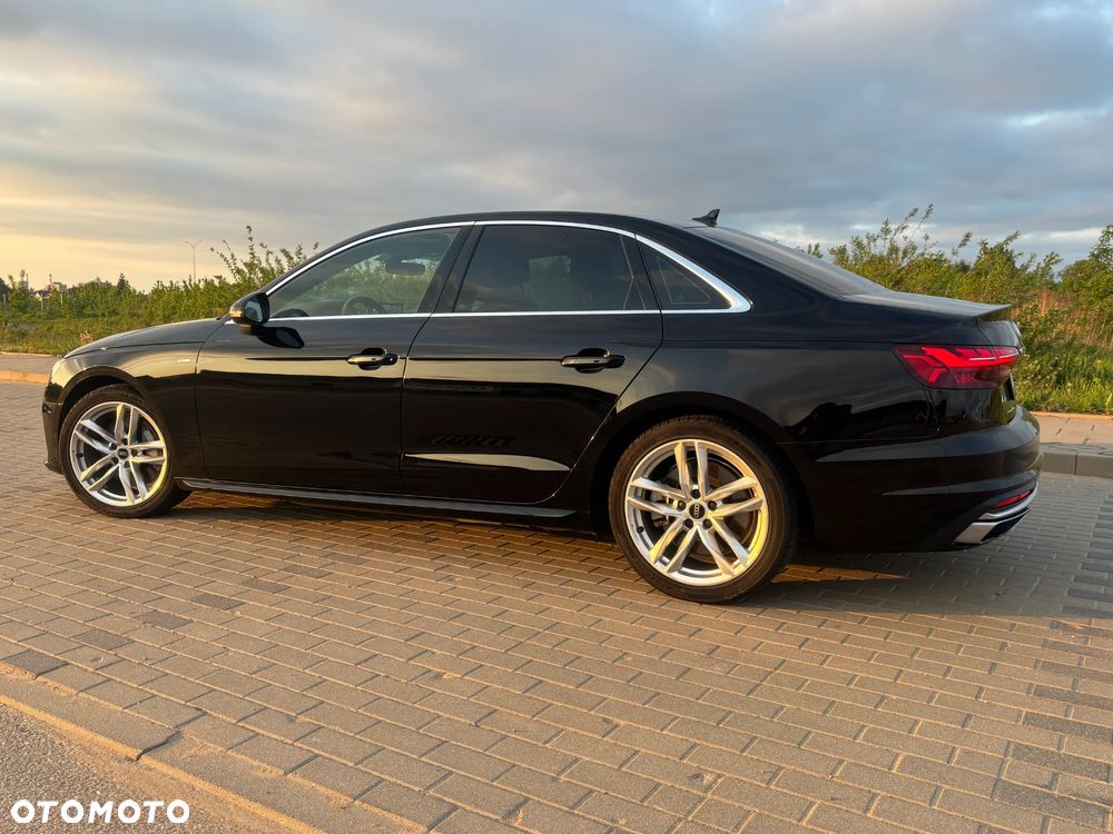 Audi A4 Limousine - 19