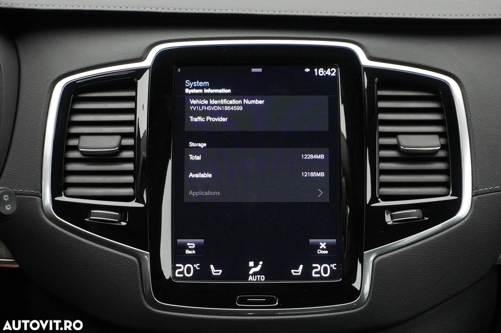 Volvo XC 90 Recharge T8 eAWD Inscription - 35
