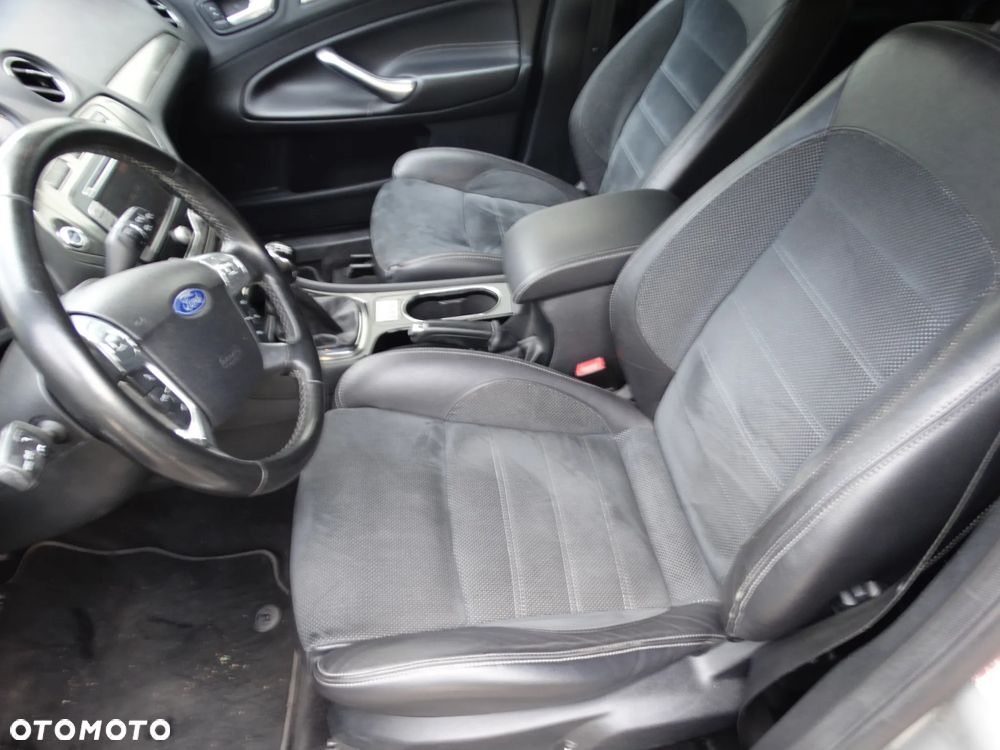Ford Mondeo - 13