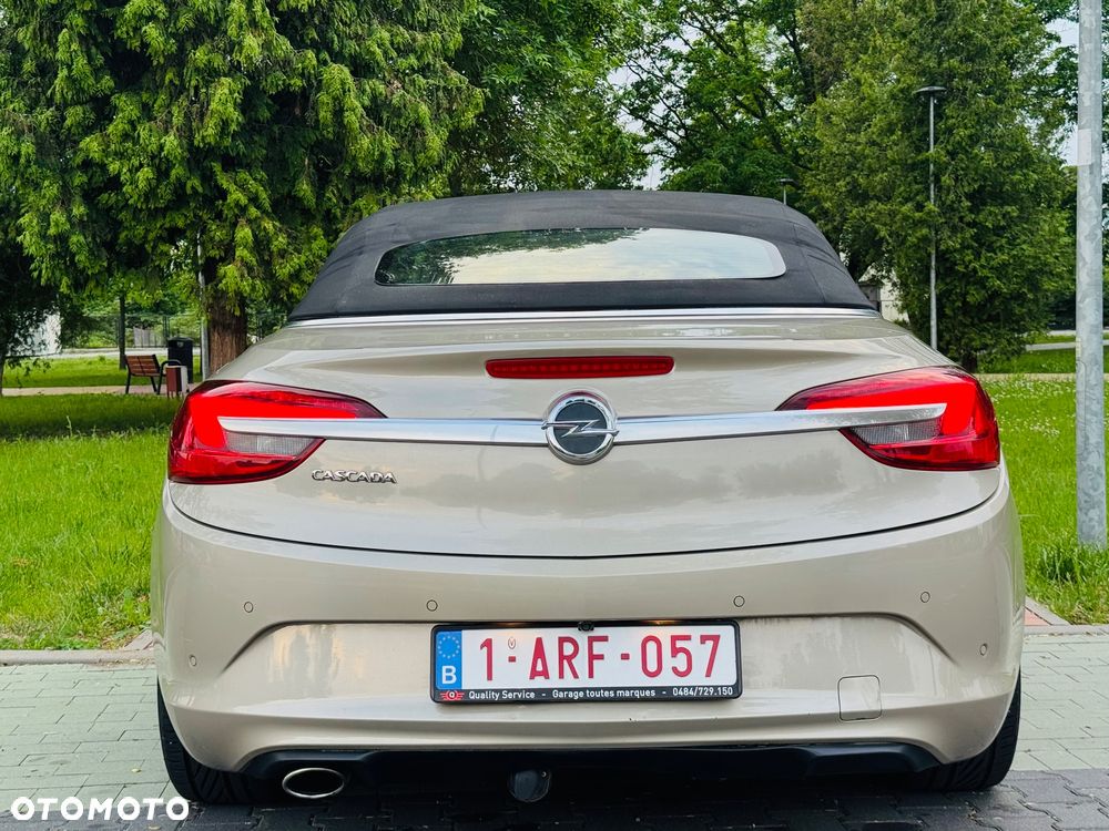 Opel Cascada 1.4 T Cosmo S&S - 22