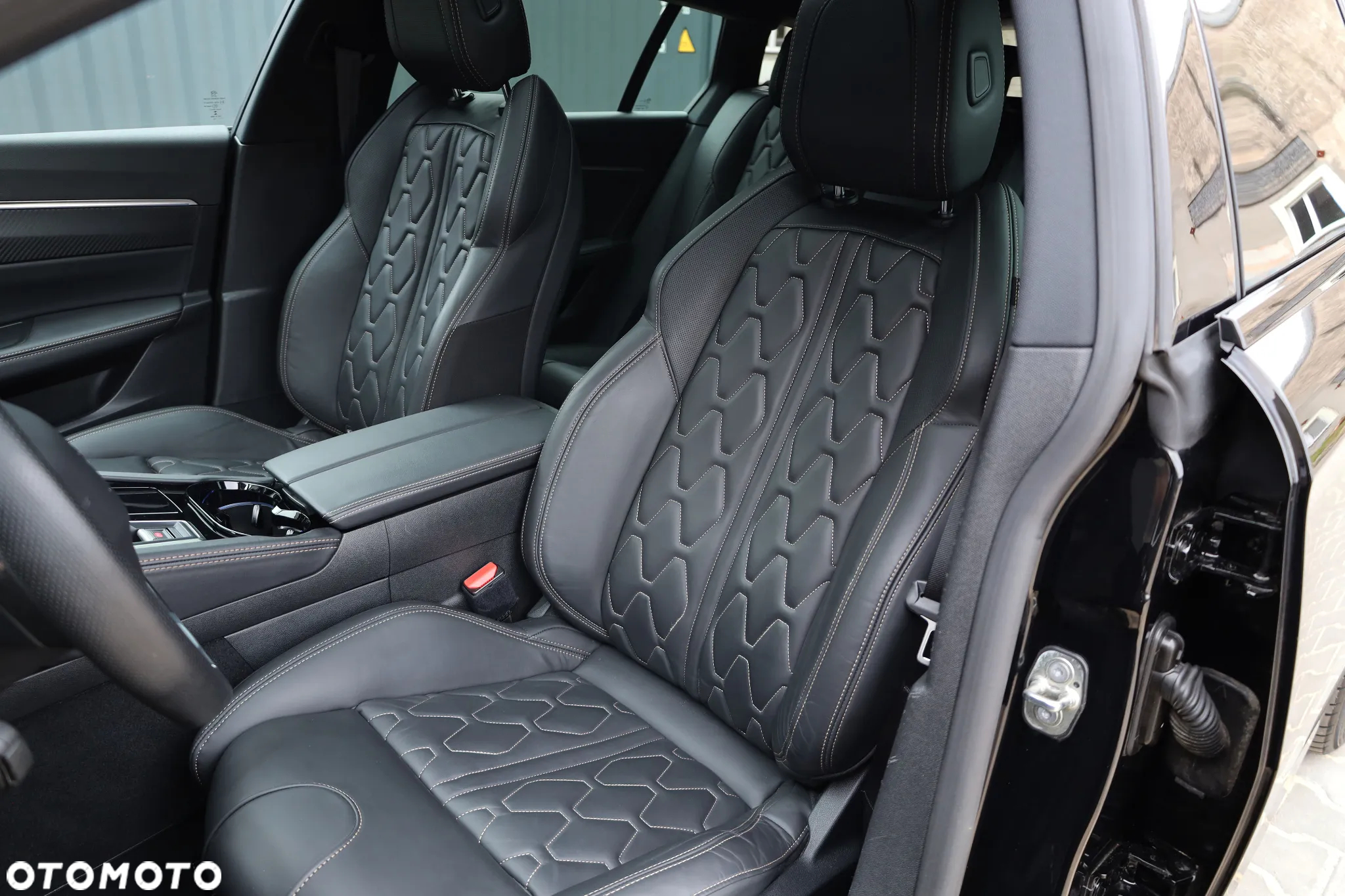 Peugeot 508 1.6 PureTech HYbrid PHEV GT S&S EAT8 - 15