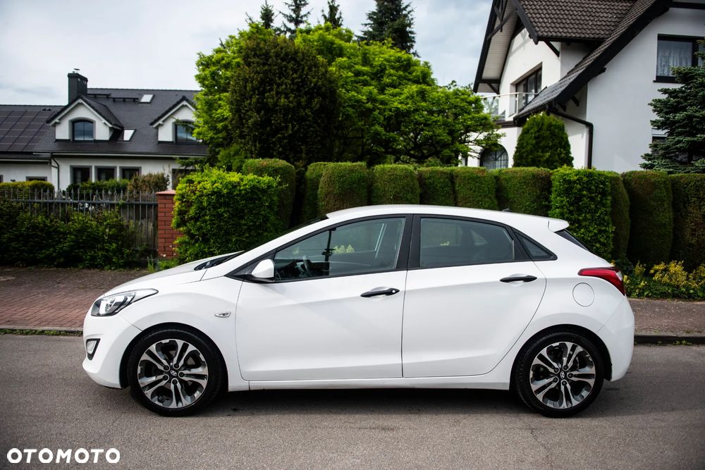 Hyundai i30 1.4 Trend - 11