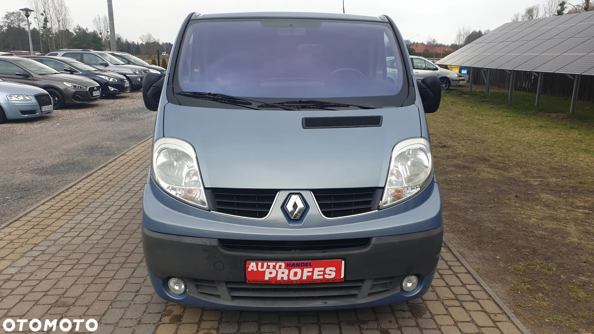 Renault Trafic - 2