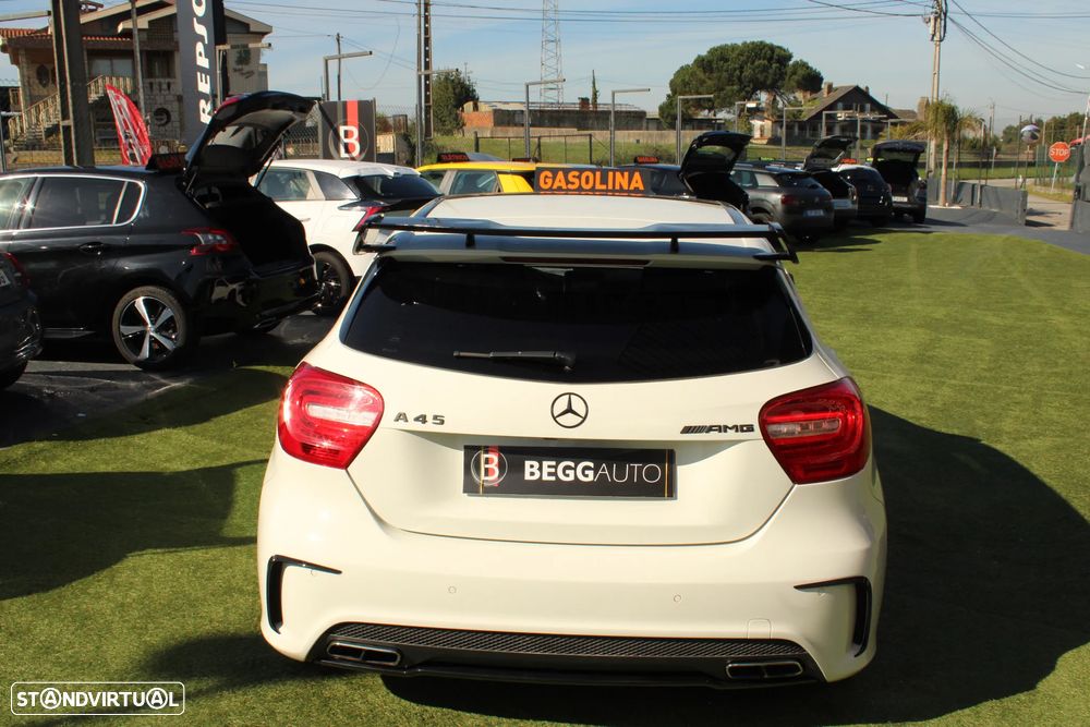 Mercedes-Benz A 45 AMG 4-Matic - 10