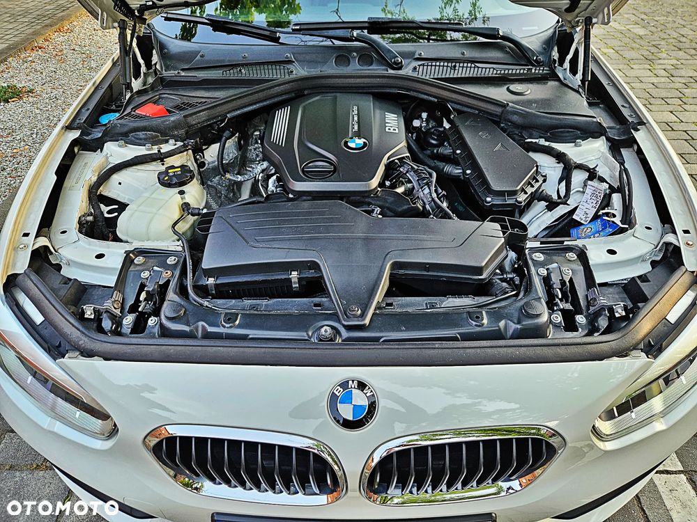 BMW Seria 1 - 12