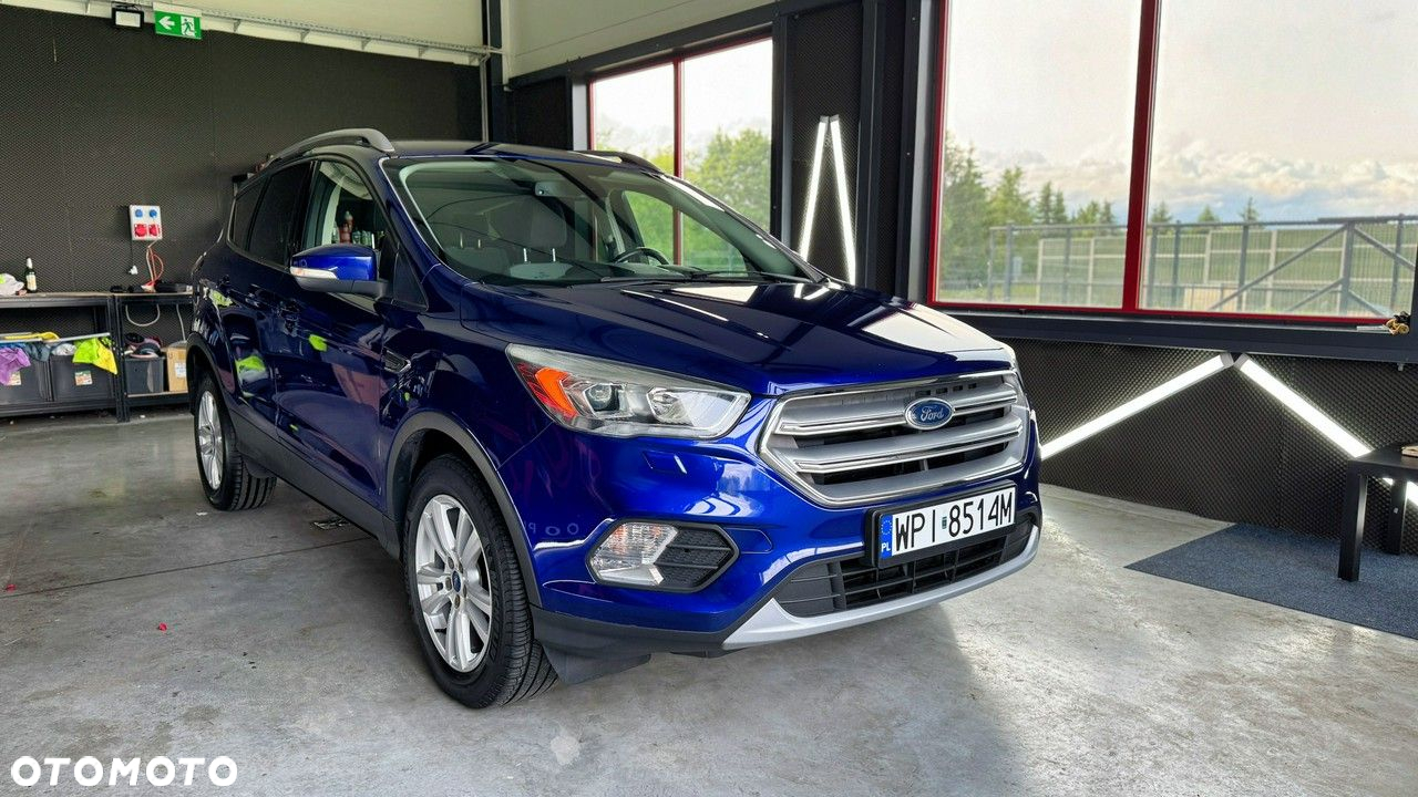 Ford Kuga 2.0 TDCi FWD Titanium - 6