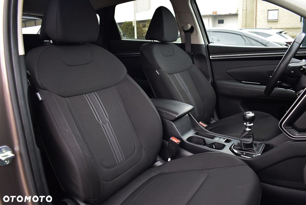 Hyundai Tucson 1.6 T-GDi Smart 2WD - 16