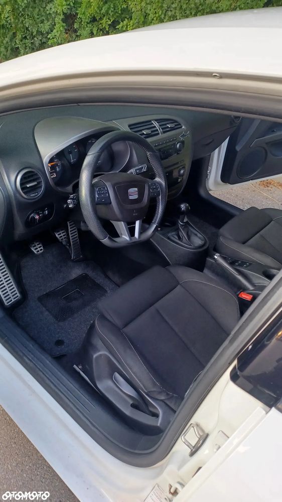 Seat Leon ver-2-0-tsi-cupra - 6