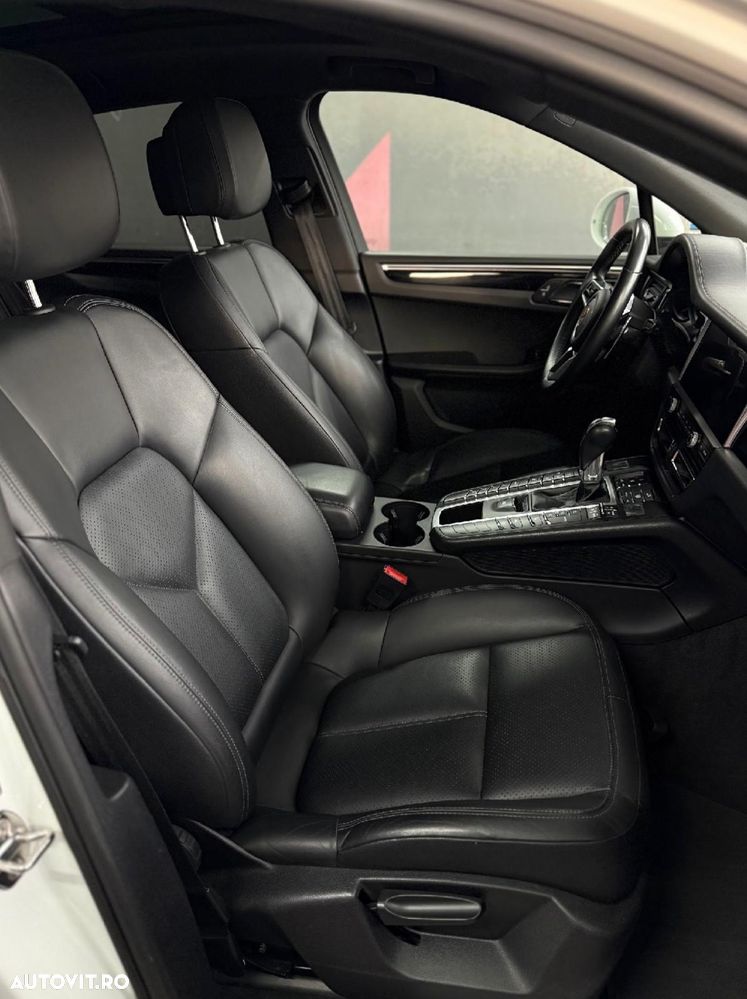 Porsche Macan - 4