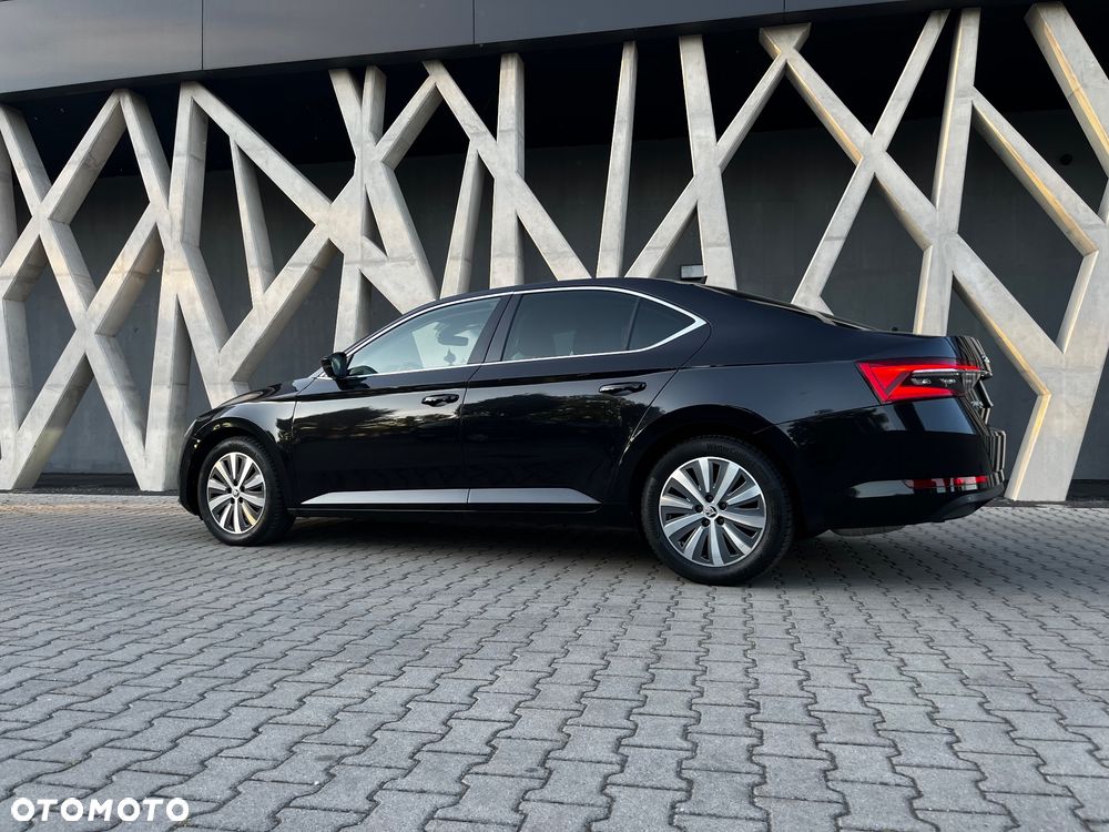 Skoda Superb 2.0 TSI Style DSG - 6