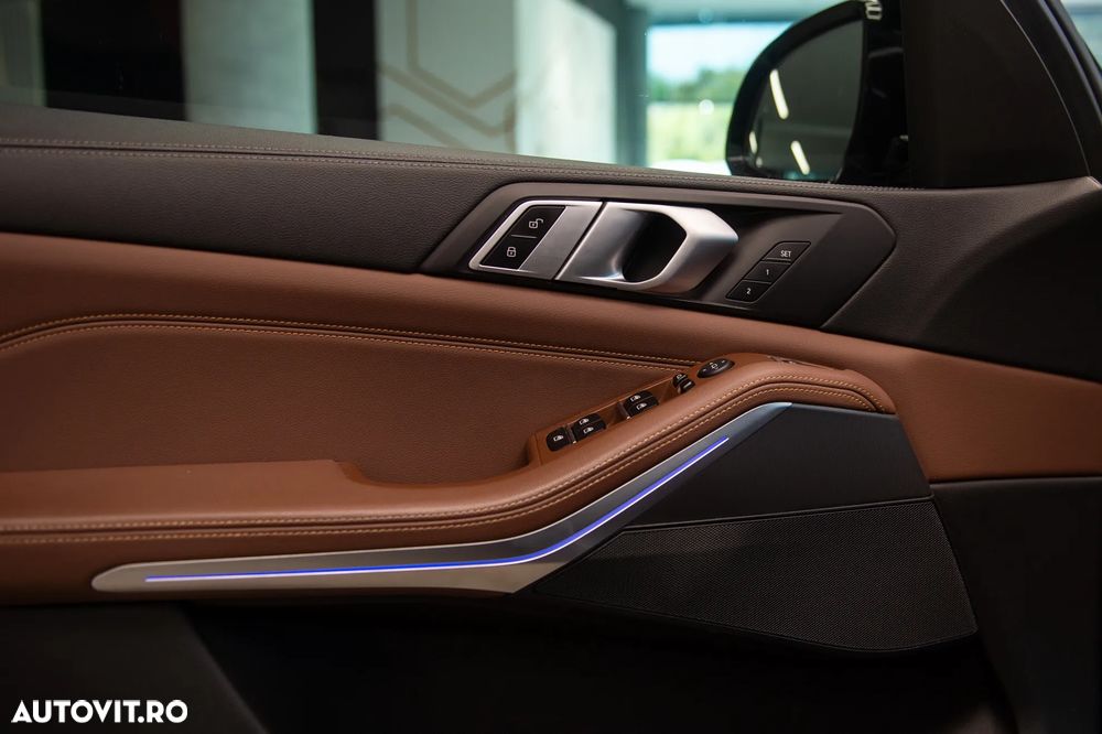 BMW X5 xDrive40i - 16