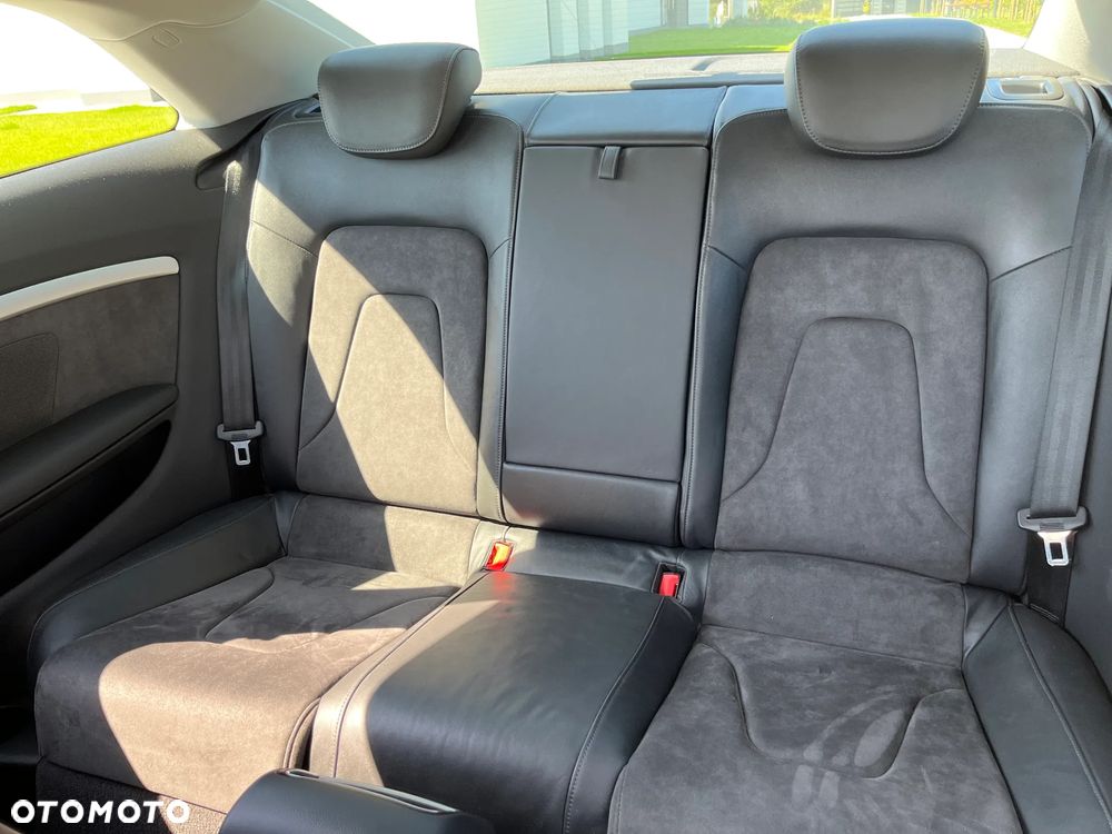 Audi A5 ver-coupe-3-2-fsi-quattro-tiptronic - 17