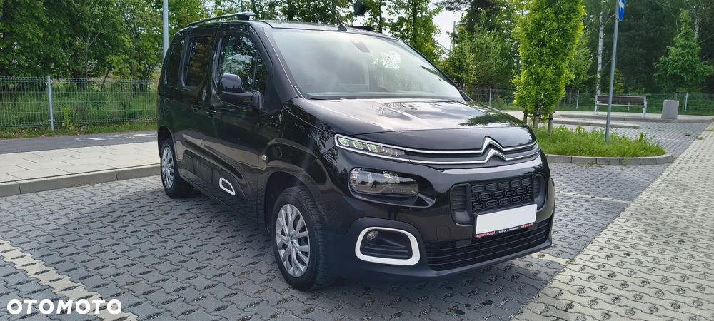 Citroën Berlingo XL 7-Sitzer PureTech 130 EAT8 FEEL - 2