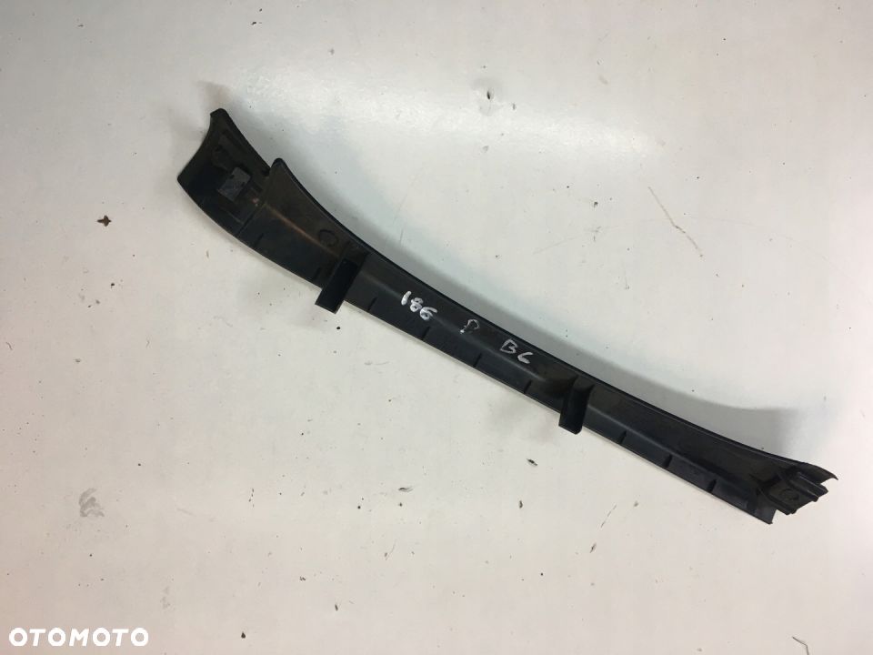 OSŁONA SŁUPKA PRAWA VW PASSAT B6 KOMBI 3C0868238 - 2