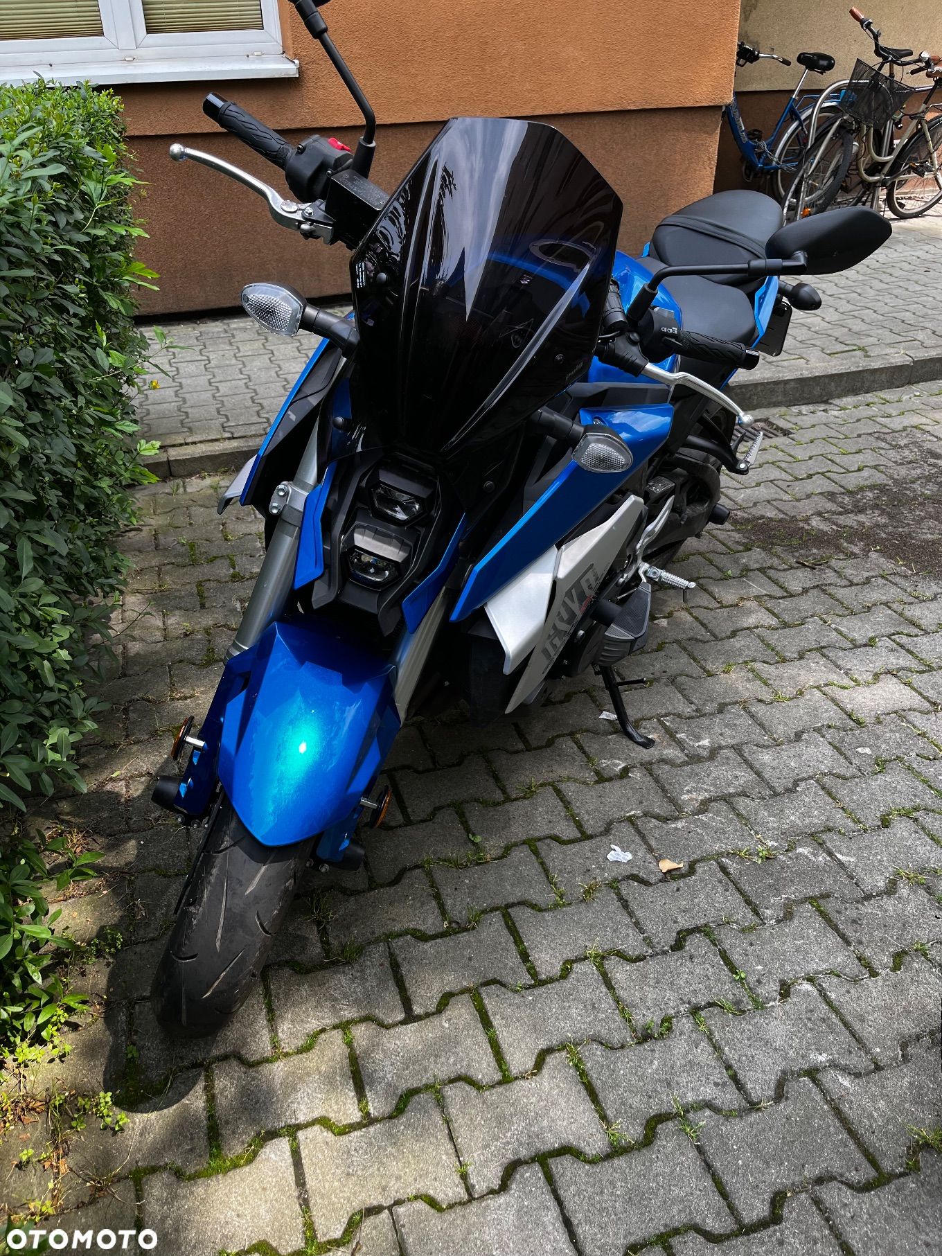 Suzuki GSX - 1