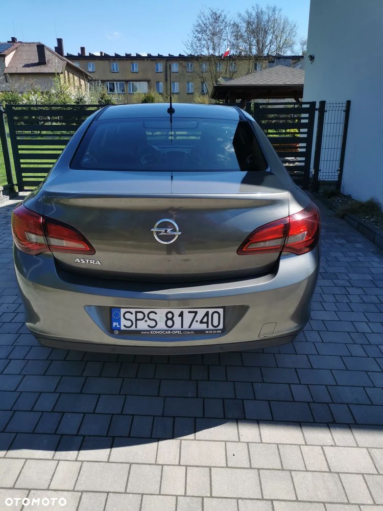 Opel Astra IV 1.6 Business EU6 - 5