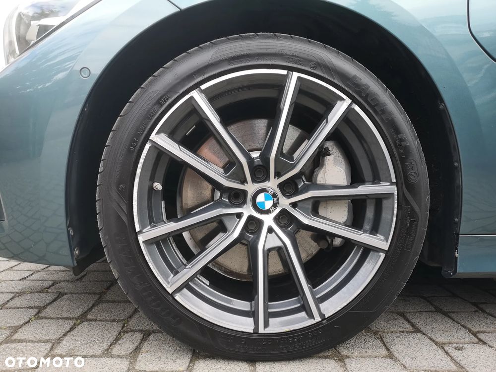 BMW Seria 3 320i Advantage - 38