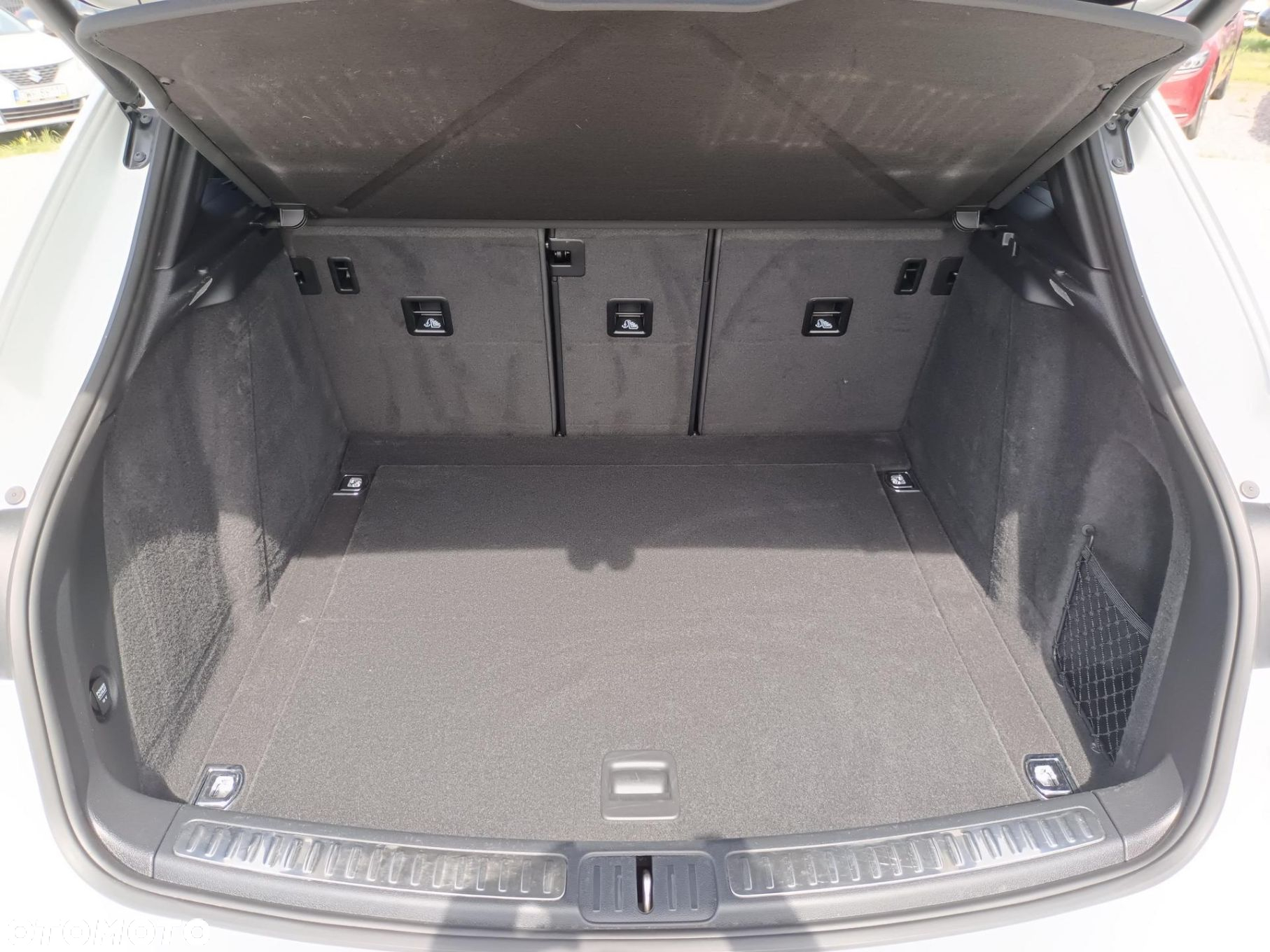 Porsche Macan Standard - 9