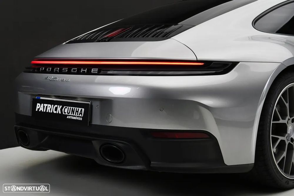 Porsche 911 (992) Carrera - 7