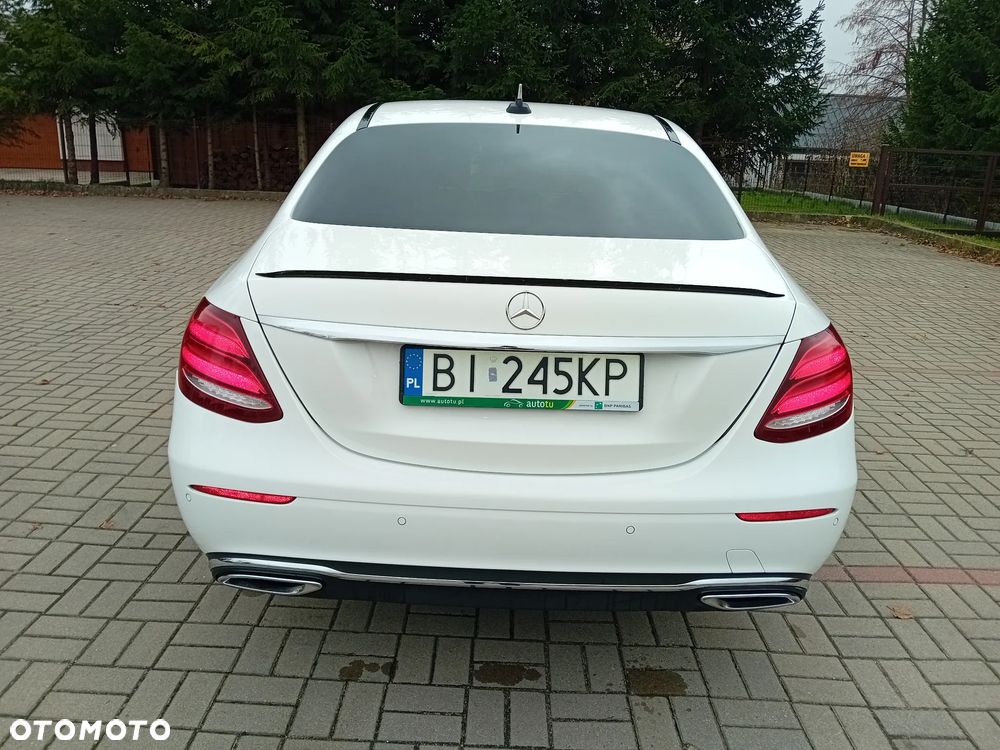 Mercedes-Benz E-Class 2019 photo 3