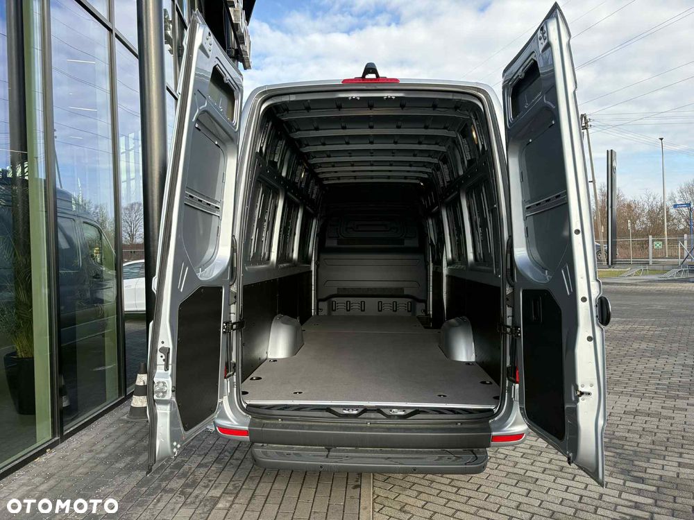 Mercedes-Benz Sprinter - 7