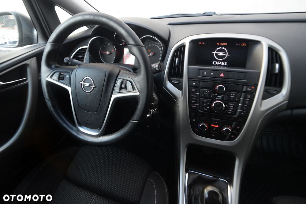 Opel Astra 1.7 CDTI DPF Color Edition - 28